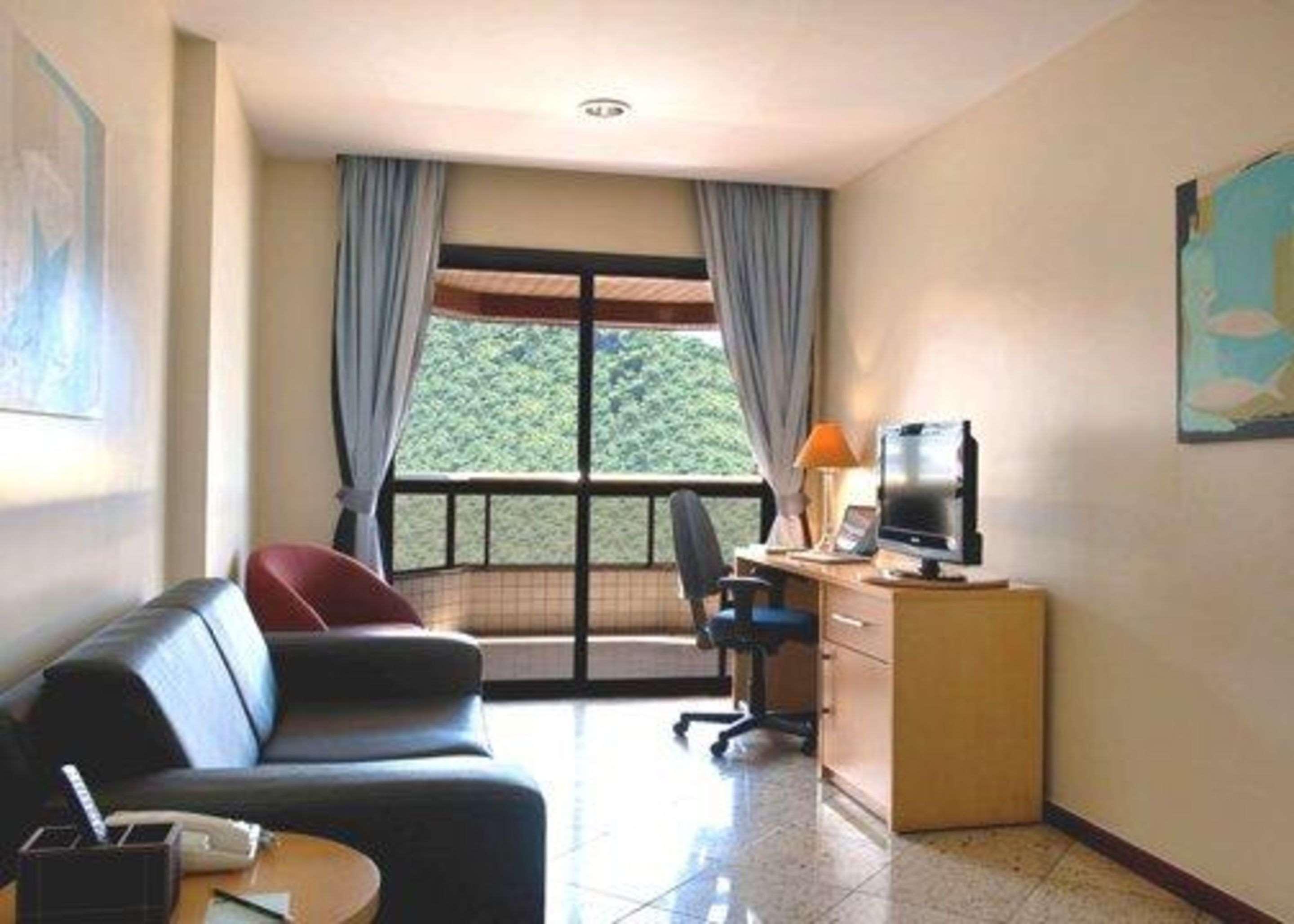 Quality Suites Vila Velha Вила-Велья Экстерьер фото