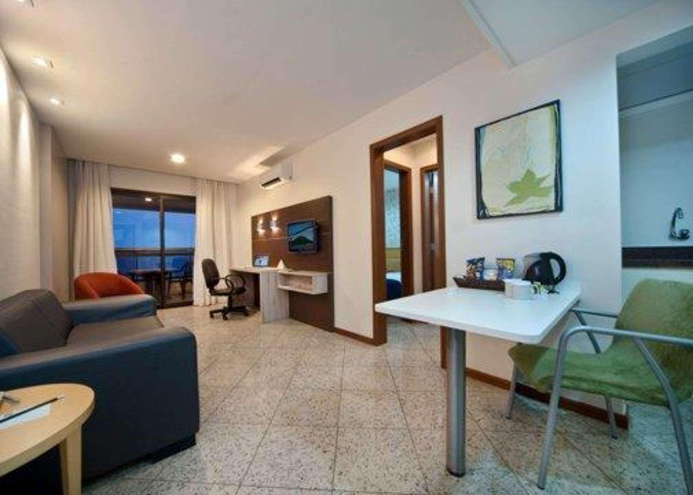 Quality Suites Vila Velha Вила-Велья Экстерьер фото