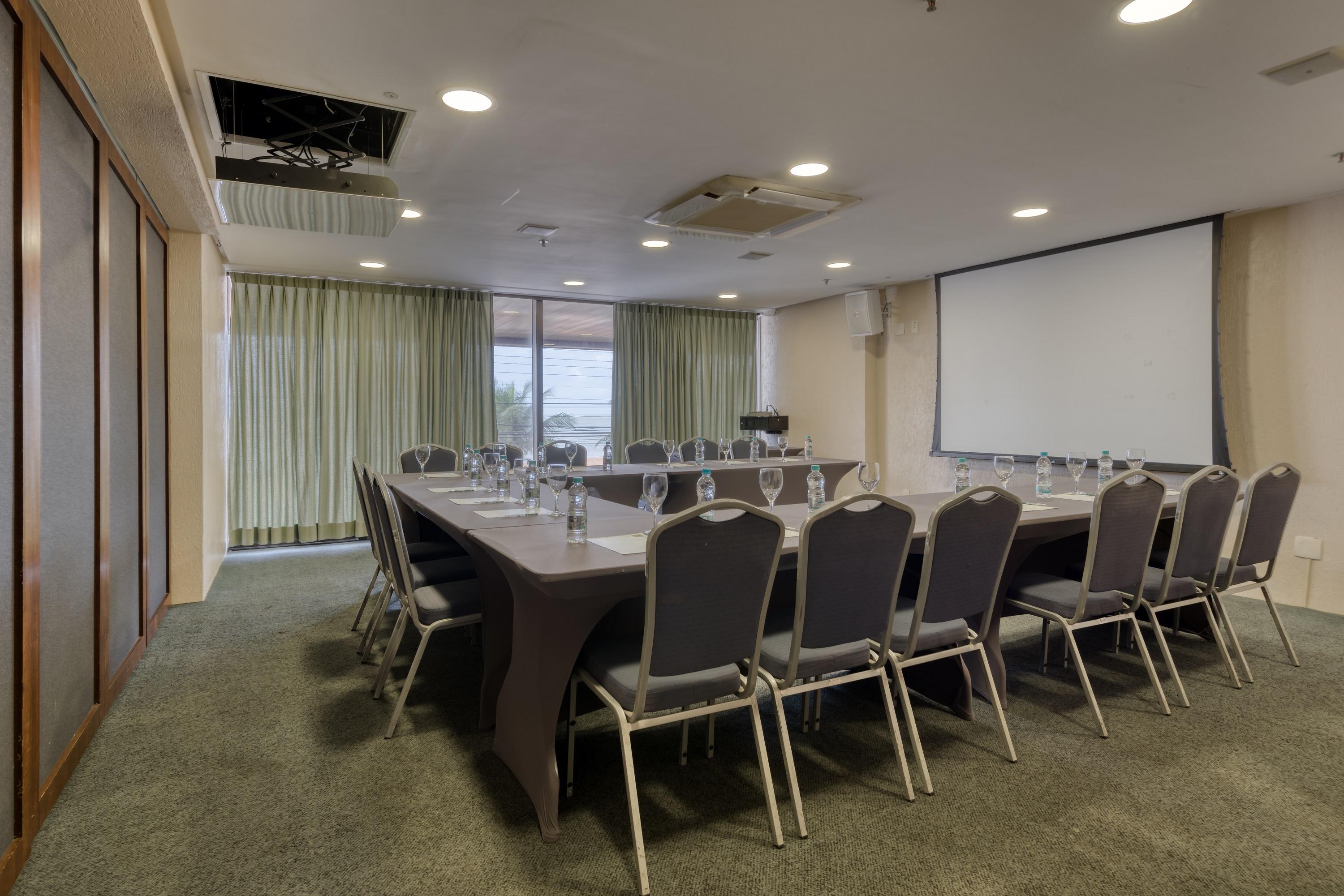 Quality Suites Vila Velha Вила-Велья Экстерьер фото
