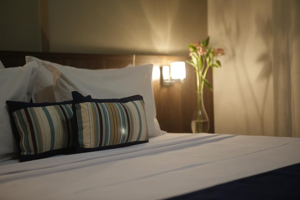 Quality Suites Vila Velha Вила-Велья Экстерьер фото